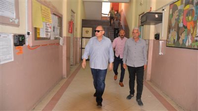 محافظ أسيوط يتفقد مديرية التربية والتعليم لمتابعة الاستعدادات للامتحانات