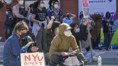 طلاب مدرسة أمريكية يتهمون الإدارة بفرض رقابة على الأنشطة المؤيدة للفلسطينيين