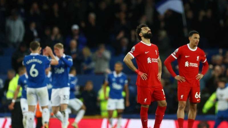 ليفربون، فيتو