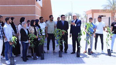 زراعة 200 شجرة مثمرة بجامعة طيبة التكنولوجية 