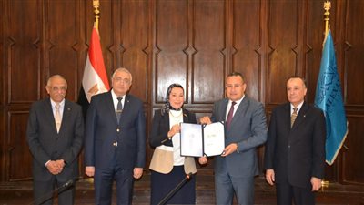 مجلس جامعة الإسكندرية يناقش استعدادات امتحانات الفصل الدراسي الثاني