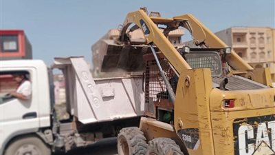 حملات نظافة مكثفة وتطهير شبكات صفايات الأمطار في كفر الشيخ 