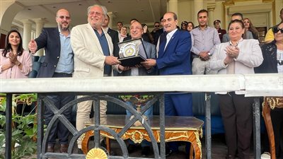 الملك فؤاد يختتم زيارته لعروس البحر المتوسط بجولة في استاد الإسكندرية الرياضي (صور) 