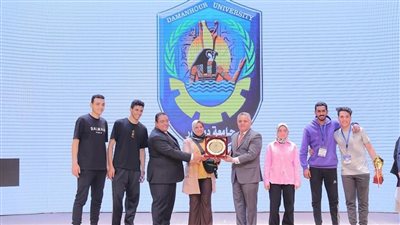 جامعة دمنهور تحصد المركز الأول في الشطرنج والرابع في كرة الطائرة الشاطئية في مهرجان الأنشطة الطلابية الأول