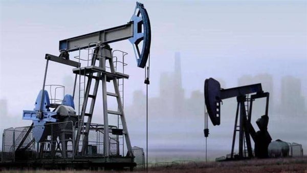 تطور في أسعار النفط مع تأثر السوق بمخاوف الطلب الأمريكي وصراع الشرق الأوسط