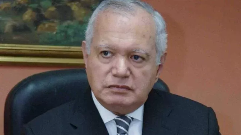 السفير محمد العرابى،