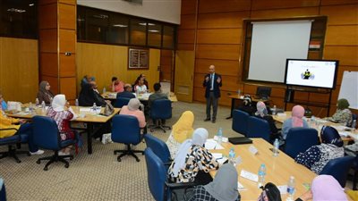 مركز تنمية قدرات أعضاء هيئة التدريس بجامعة أسيوط ينظم البرنامج التدريبي TOT 
