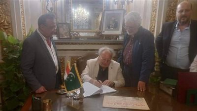 الملك فؤاد يختتم زيارته للإسكندرية برسالة شكر إلى المحافظ ومدير تنشيط السياحة (صور)