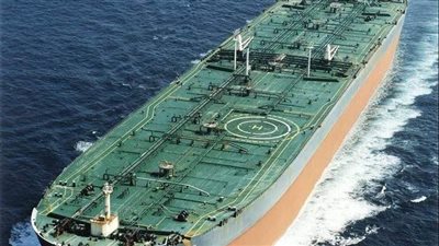 بسبب مخاوف تعطل وصول امدادات النفط من الشرق الأوسط البترول يرتفع بنسبة 2% عالميا