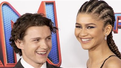 مجلة People: زيندايا وتوم هولاند يخططان للزواج