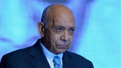 خبير: الملف الاقتصادي يدار بشكل خاطئ وورقة الدكتور غنيم بها حلول مرنة