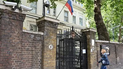 لندن تستدعي سفير روسيا احتجاجا على نشاط خبيث على أراضيها