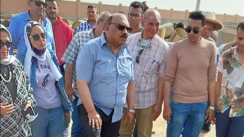 جانب من متابعة الأعمال