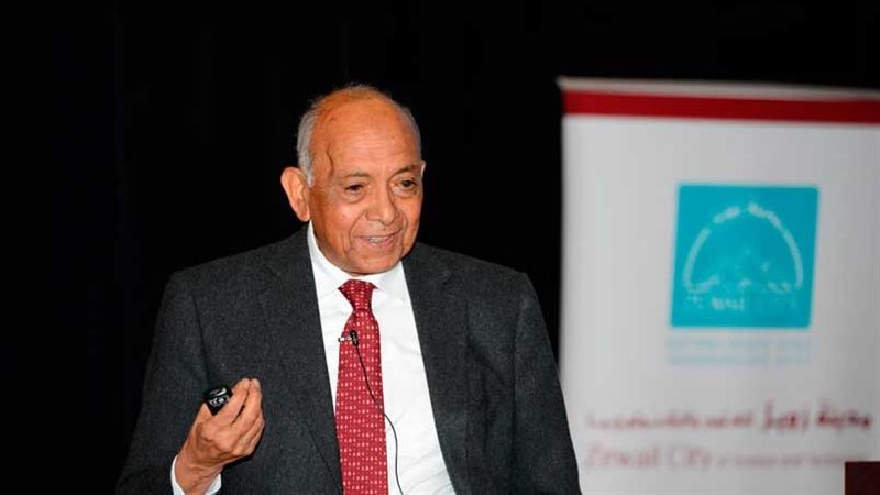 د محمد غنيم، فيتو