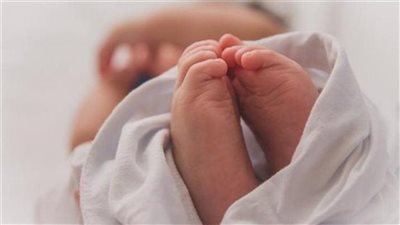 العثور على طفلة رضيعة ملقاه بجوار مسجد بالغربية