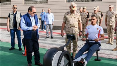 9 صور ترصد جولة السيسي بالأكاديمية العسكرية المصرية