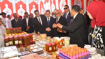 رضا حجازي يفتتح معرض مخرجات ونواتج التعليم بمجمع الجلاء في طنطا 