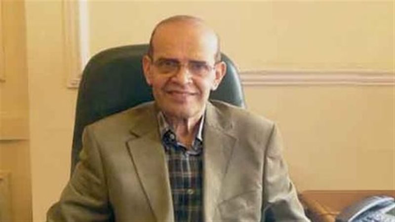 الدكتور أحمد يوسف،الخبير