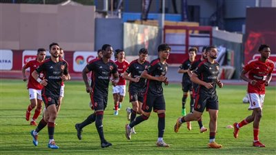 استبعاد نجم الأهلي من قائمة الفريق أمام الإسماعيلي 