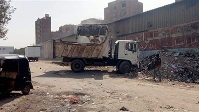 رفع مخلفات ورتوش بمحيط الدائري في كرداسة (صور) 