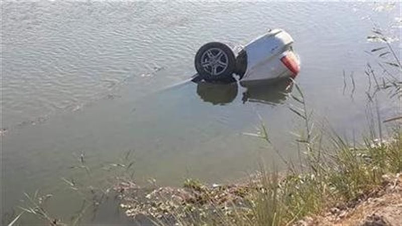 سقوط سيارة بترعة،
