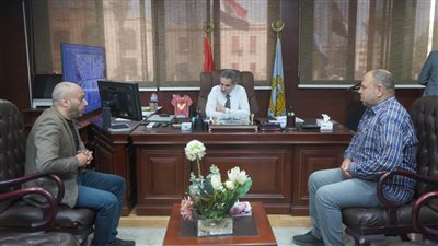 محافظ الغربية يناقش مستجدات الموقف التنفيذي لمشروع تنقية المياه بمصرف كيتشنر