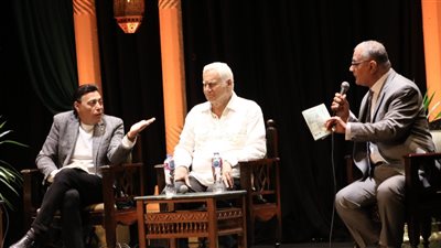 الغيطي يدير ندوة عن كتاب الشيخ والفيلسوف بحضور نجوم الثقافة والفن