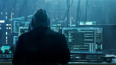 بعد واقعة طفل شبرا.. موقف الشرع من جرائم الإنترنت المظلم.. الأزهر للفتوى يحذر أولياء الأمور.. ويقدم روشتة خاصة لتحصين الأبناء من مخاطره 