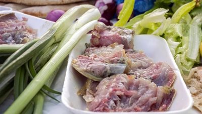 صحة الجيزة توصي بشرب الماء والعصائر بعد تناول الأسماك المملحة