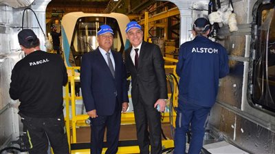 وزير النقل يبحث إنشاء مصنعين للسكك الحديدية في مدينة برج العرب