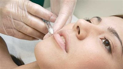 بسبب عملية تجميل، إصابة 3 سيدات بالإيدز في أمريكا