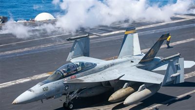 الجيش الأمريكي يعلن الاشتباك مع 3 مسيرات أطلقها الحوثيون من اليمن