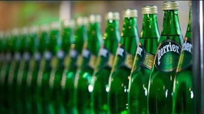 لتلوثها ببكتيريا برازية، إتلاف مليوني عبوة مياه معدنية في فرنسا