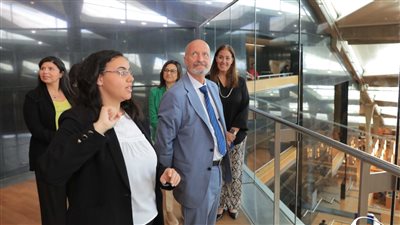 سفير فنلندا يزور مكتبة الإسكندرية 