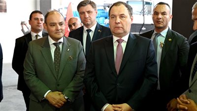 وزير الصناعة يرافق رئيس الحكومة البيلاروسي خلال تفقد الشركة الدولية للصناعات والمشروعات 