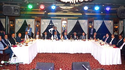 تجارية القاهرة تستضيف وفد بيلاروسيا لدعم العلاقات الاقتصادية الثنائية