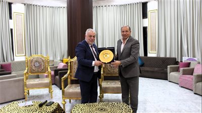 أشرف زكي في جامعة المنصورة: لما بسمع أغنية تسلم الأيادي بشعر بالاطمئنان