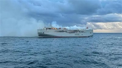  انتشال جثة صياد بعد 4 أيام من غرقه بالقرب من ميناء الدخيلة 