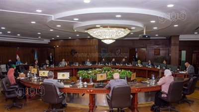 جامعة طنطا: تحديد أعداد الطلاب المقبولين بالكليات النظرية وفقا لاحتياجات سوق العمل