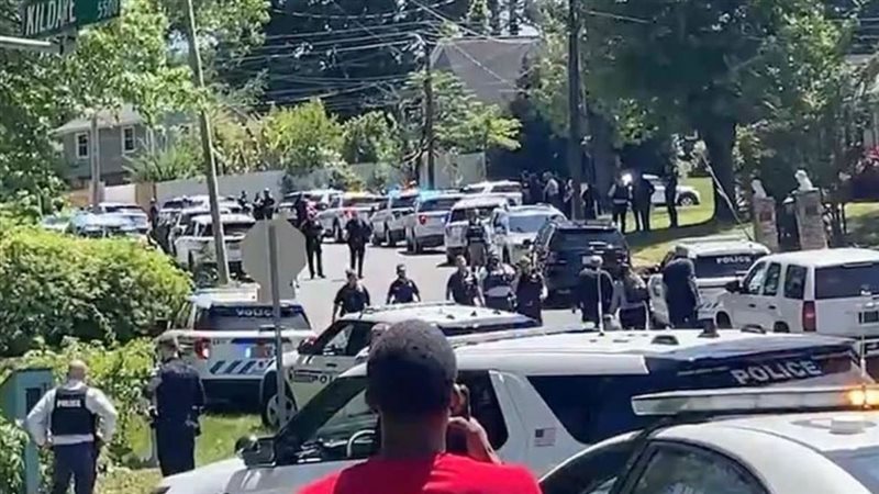 مكان الحادث، فيتو