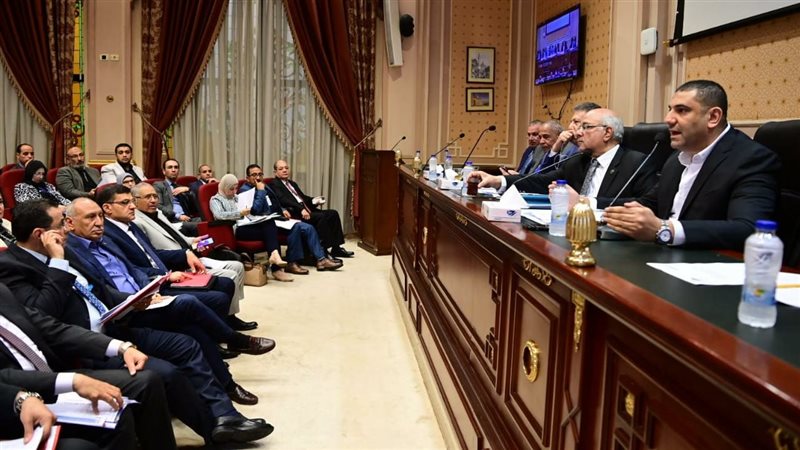مناقشة موازنة صندوق