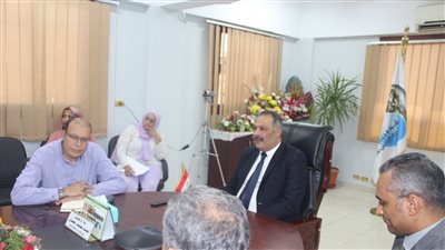 اللجنة العليا لشركة مياه الشرب بالأقصر توصي بالاهتمام بالتدريب ورفع كفاءة العاملين 