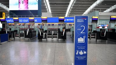 تلجراف: عطل فني بنظام المراقبة يتسبب في إغلاق المجال الجوي في لندن بالكامل 