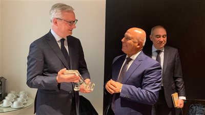 تعاون مصري فرنسي لتوطين صناعة النقل بالسكك الحديدية والجر الكهربائي وتنفيذ الخط السادس للمترو