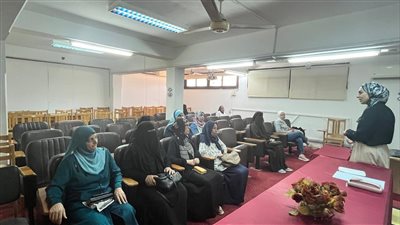 جامعة القناة تنظم برنامجا تدريبيا للتوعية بمخاطر التدخين الإلكتروني