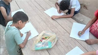 ثقافة الأقصر تنظم ورش أشغال يدوية وفنون تشكيلية بمكتبة الطفل والشباب