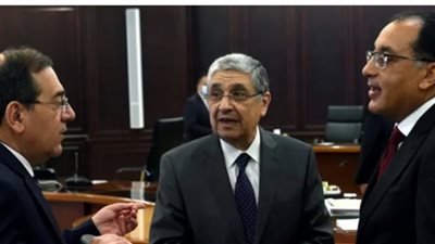 تعرف على مديونيات وزارة الكهرباء لصالح البترول