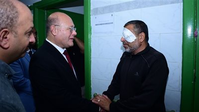 إجراء 4 عمليات جراحية في العيون لمصابي غزة بمستشفى جامعة سوهاج 