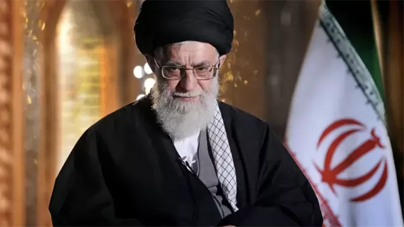 المرشد الأعلى الإيراني،