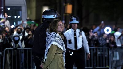 جامعة إيرانية تقدم منح دراسية لطلاب وأساتذة جامعات أمريكا وأوروبا المطرودين بسبب الاحتجاجات